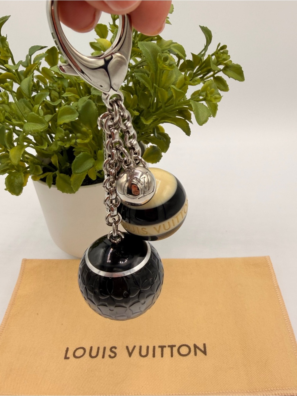 Louis Vuitton Mini Lin Croisette Bag Charm - Picture 1 of 9